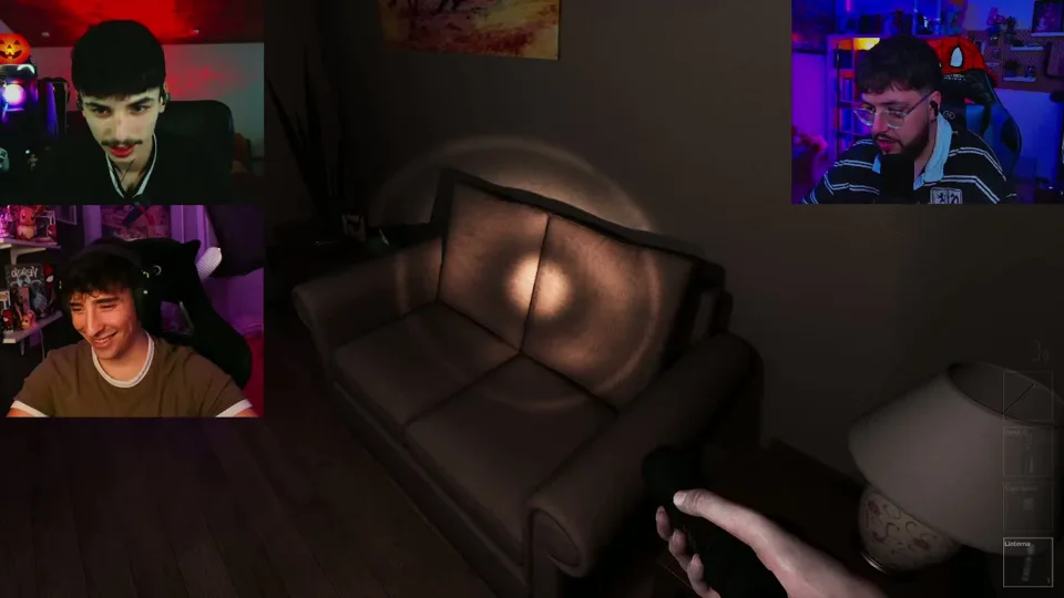 Tres webcams y una linterna en The Other Side